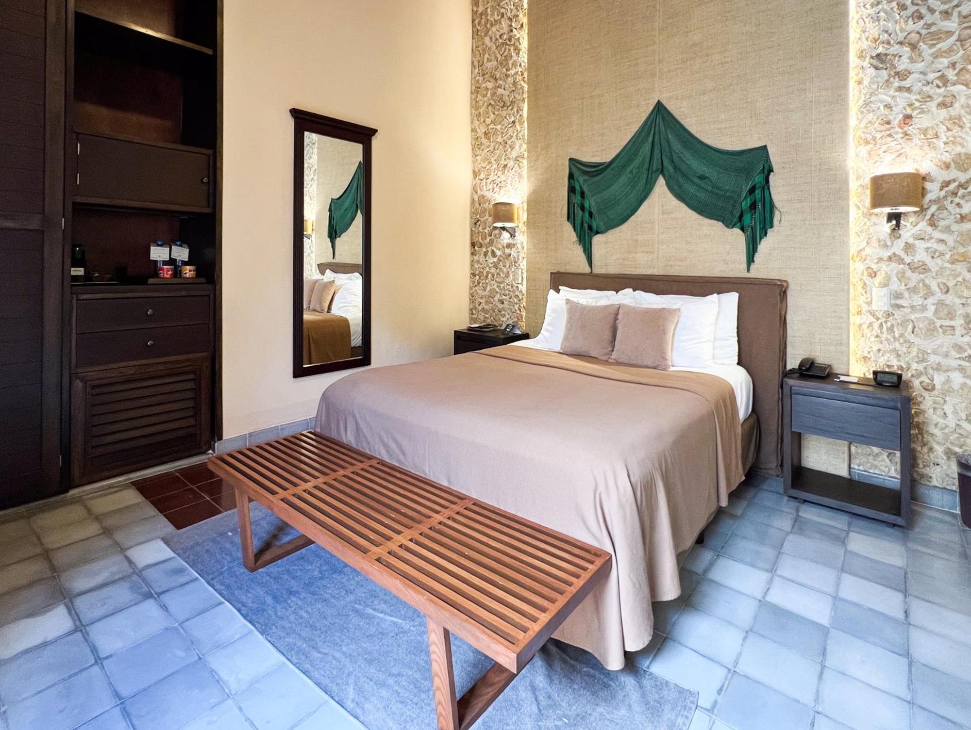 Ya'Ax Hotel Boutique Мерида Экстерьер фото